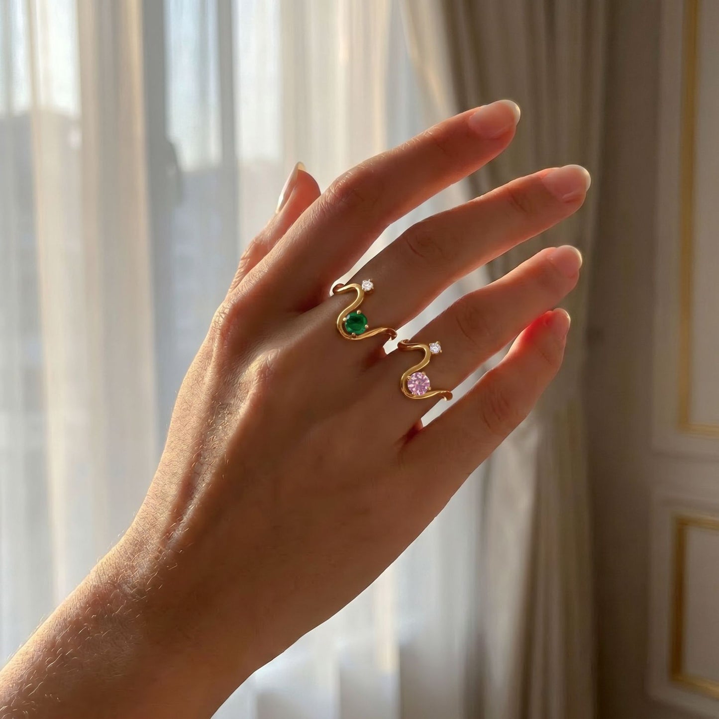 Minimalist Gold Wave Ring with Sparkling Gemstone Accent