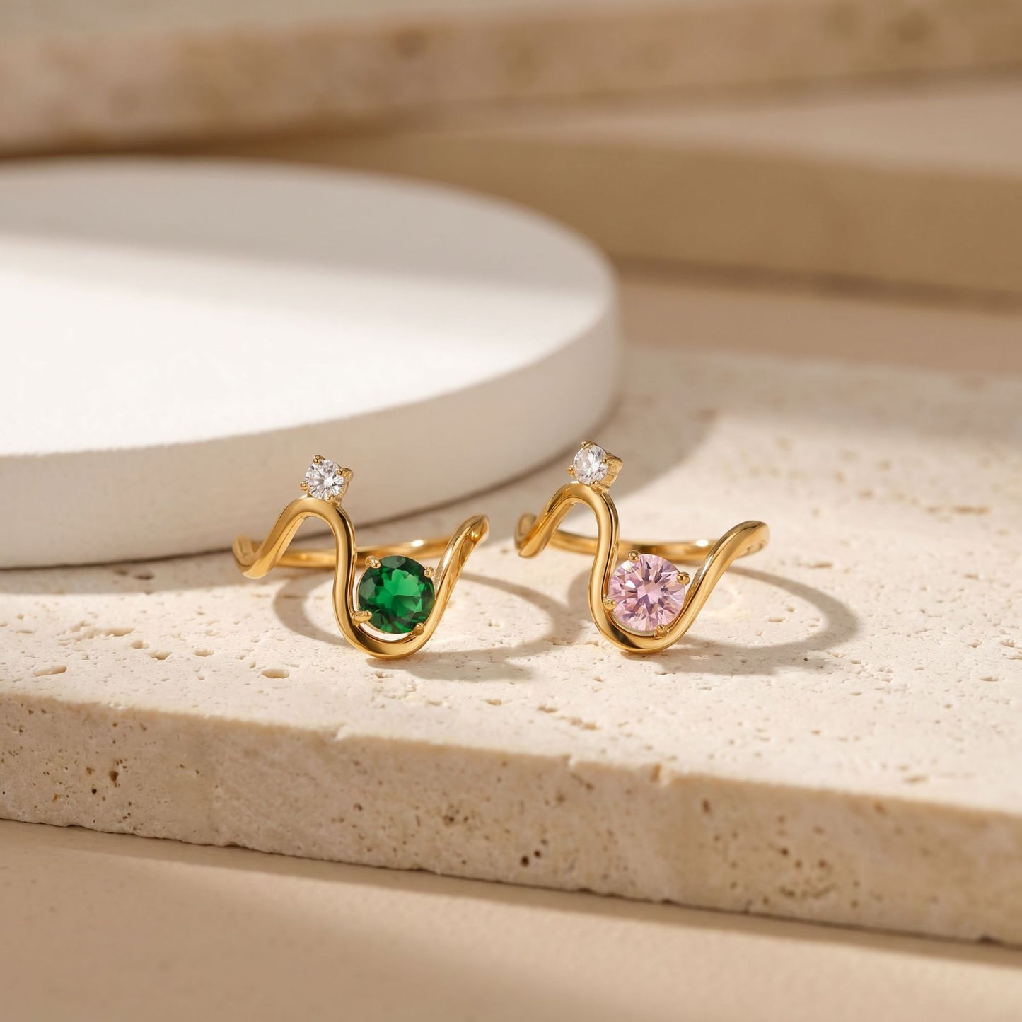 Minimalist Gold Wave Ring with Sparkling Gemstone Accent